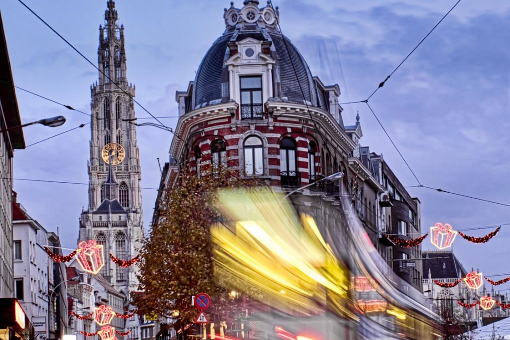 Find out more about members travel stories. Let's start with Antwerpen.